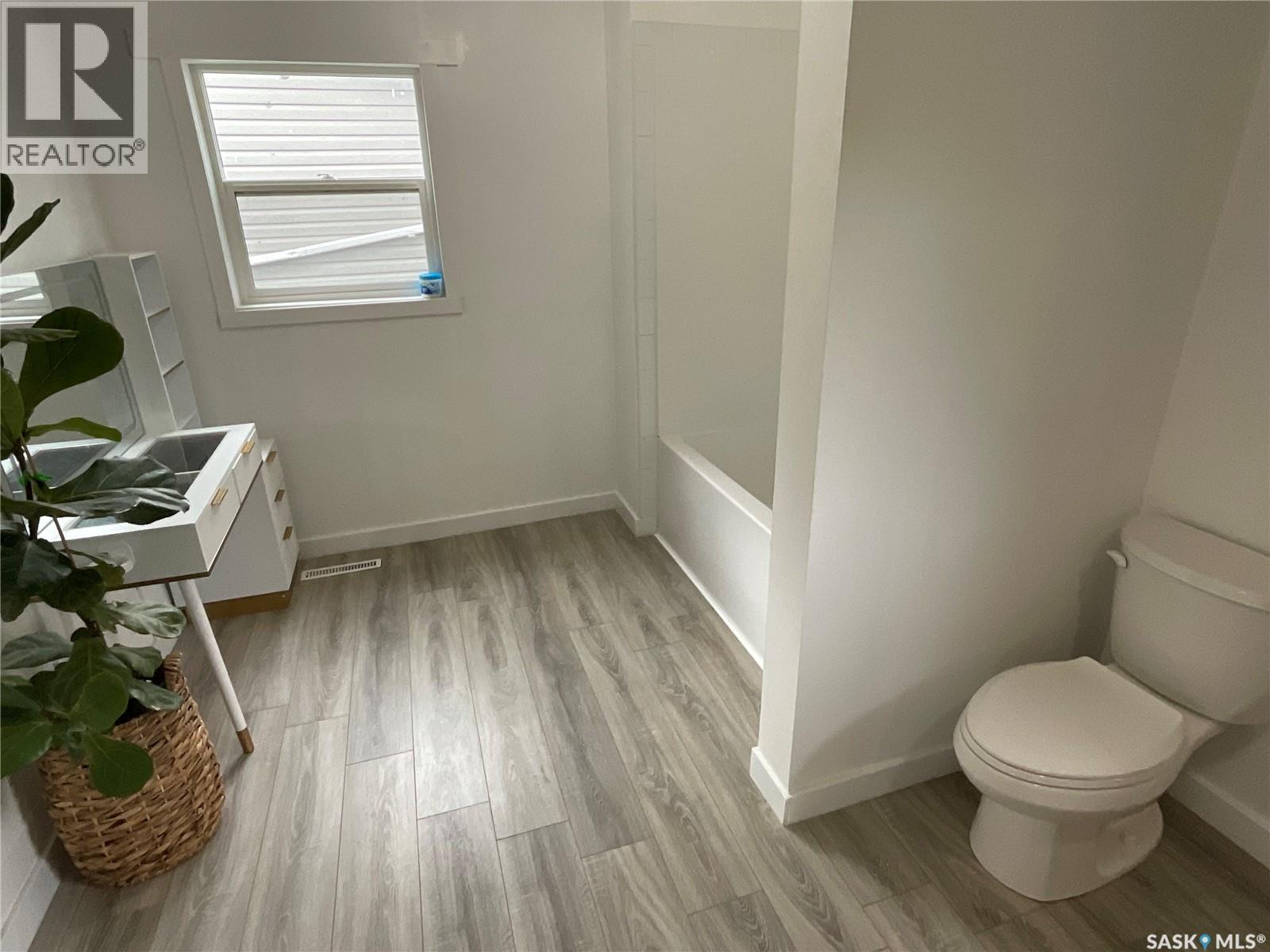 210 7th STREET S - 17