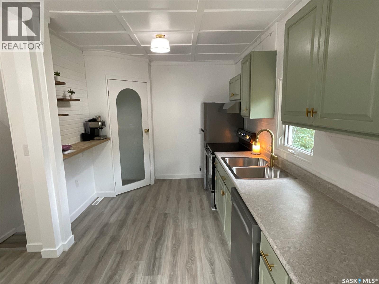 210 7th STREET S - 8