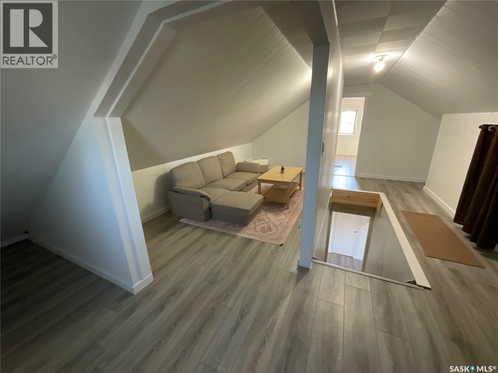 210 7th STREET S - 23