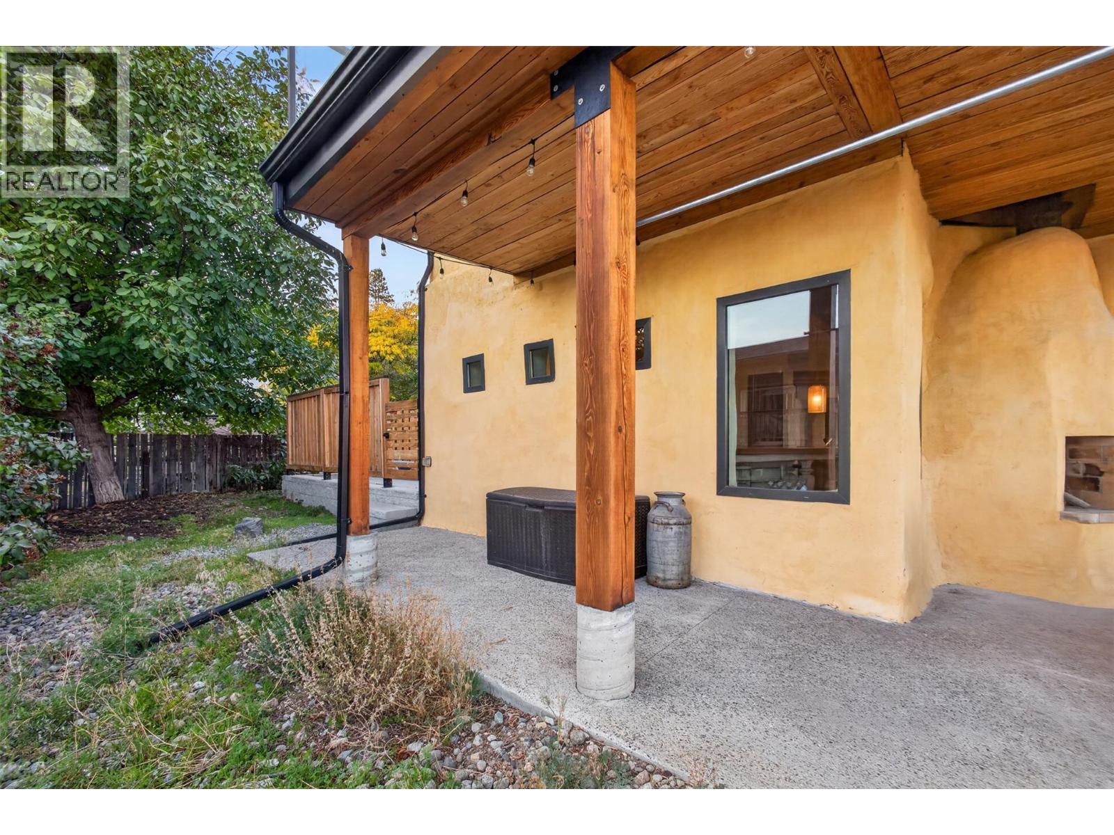 6226 Sanderson Avenue - 61