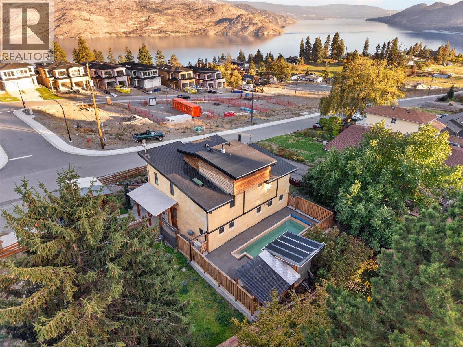 6226 Sanderson Avenue - 2