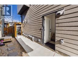 434 23 Avenue NW - photo 38