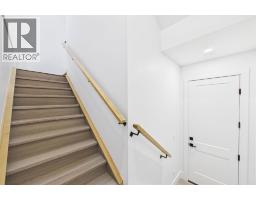 434 23 Avenue NW - photo 39