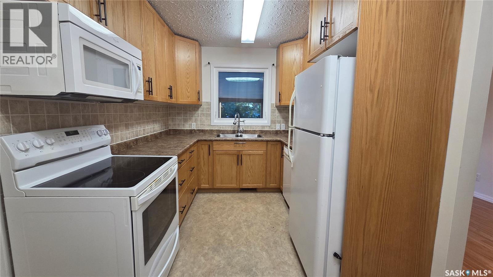 9012 Mitchell CRESCENT, North Battleford — photo 8