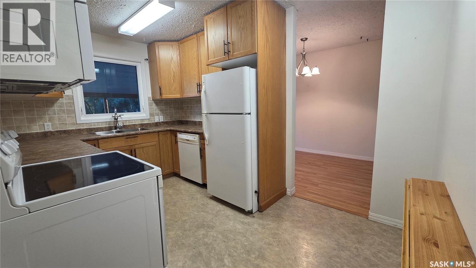 9012 Mitchell AVENUE - 9