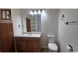 Den - 9012 Mitchell Avenue, North Battleford, SK S9A3J7 Photo 11