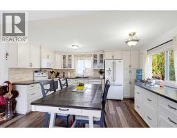 Primary Bedroom - 326 1st Street  E, Cremona, AB T0M0R0 Photo 8