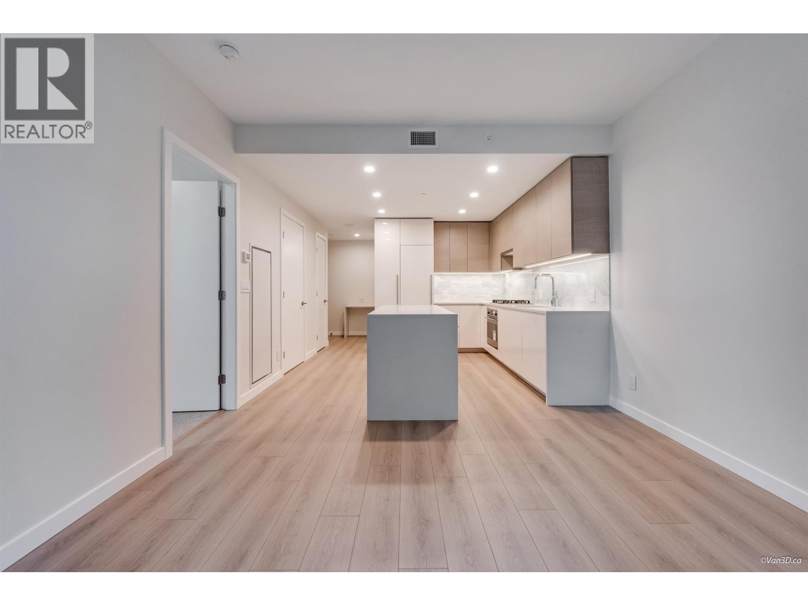 Photo of 1107 2186 GILMORE AVENUE 11