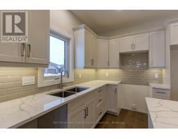 Bathroom - 53 Cavalier Crescent, Huron Kinloss, ON N0G2R0 Photo 10