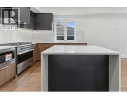 2 552 Kaslo Street, Vancouver, BC V5K3Z2 Photo 10