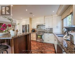 7 Third Line, Oakville, ON L6L3Z3 Photo 16