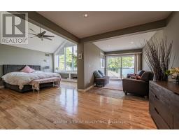 7 Third Line, Oakville, ON L6L3Z3 Photo 21