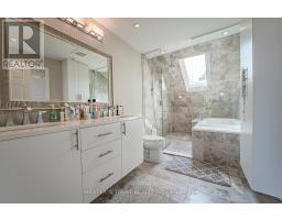 7 Third Line, Oakville, ON L6L3Z3 Photo 24