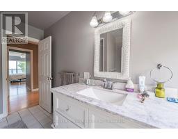 7 Third Line, Oakville, ON L6L3Z3 Photo 25