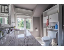 7 Third Line, Oakville, ON L6L3Z3 Photo 31