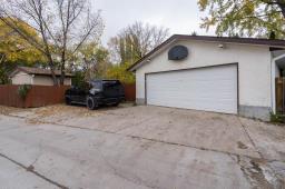 446 Dowling Avenue E, Winnipeg, MB R2C3M5 Photo 40