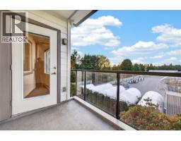 306 4394 West Saanich Rd, Saanich, BC V8Z0B5 Photo 16