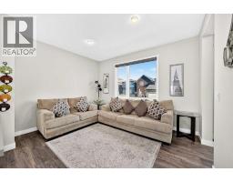 54 Savanna Villas Ne, Calgary, AB T3J2E4 Photo 12