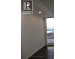 2306 - 215 Fort York Boulevard, Toronto, ON M5V4A2 Photo 12