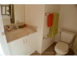 2306 - 215 Fort York Boulevard, Toronto, ON M5V4A2 Photo 13