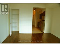2306 - 215 Fort York Boulevard, Toronto, ON M5V4A2 Photo 17