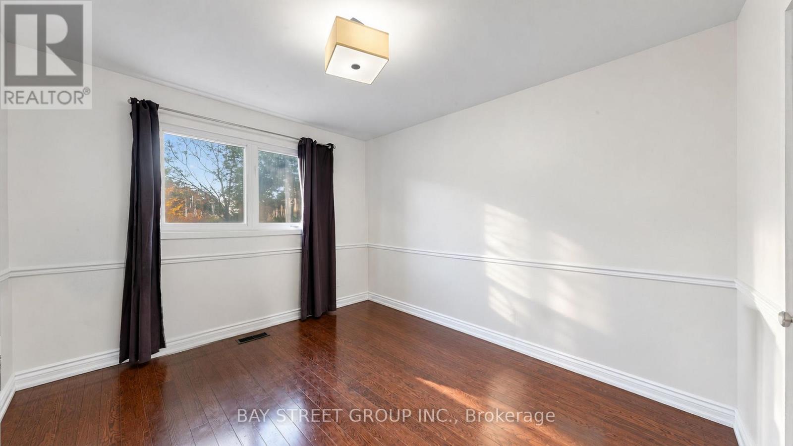 104 Mcnicoll Avenue — photo 24