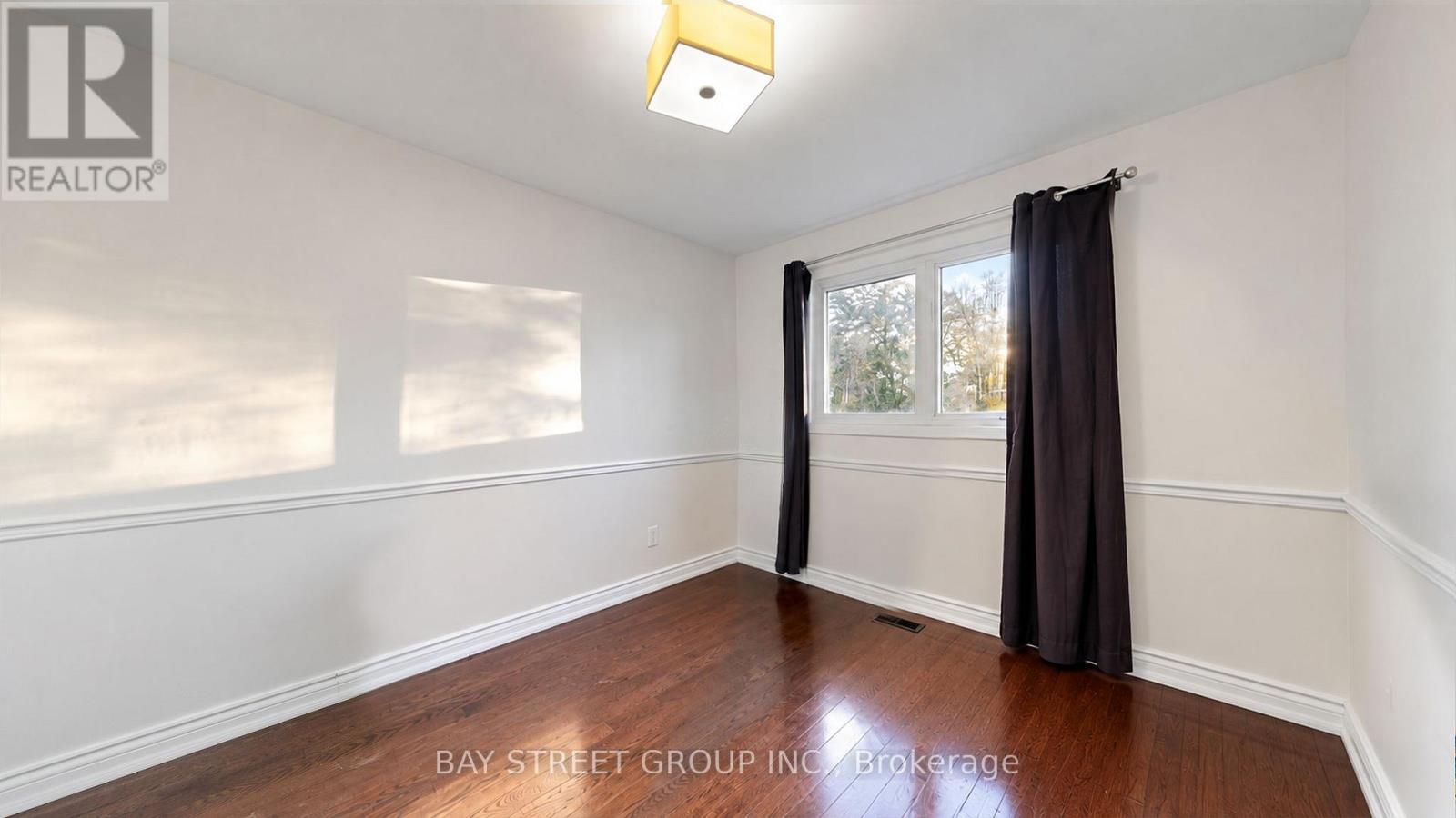 104 Mcnicoll Avenue — photo 25