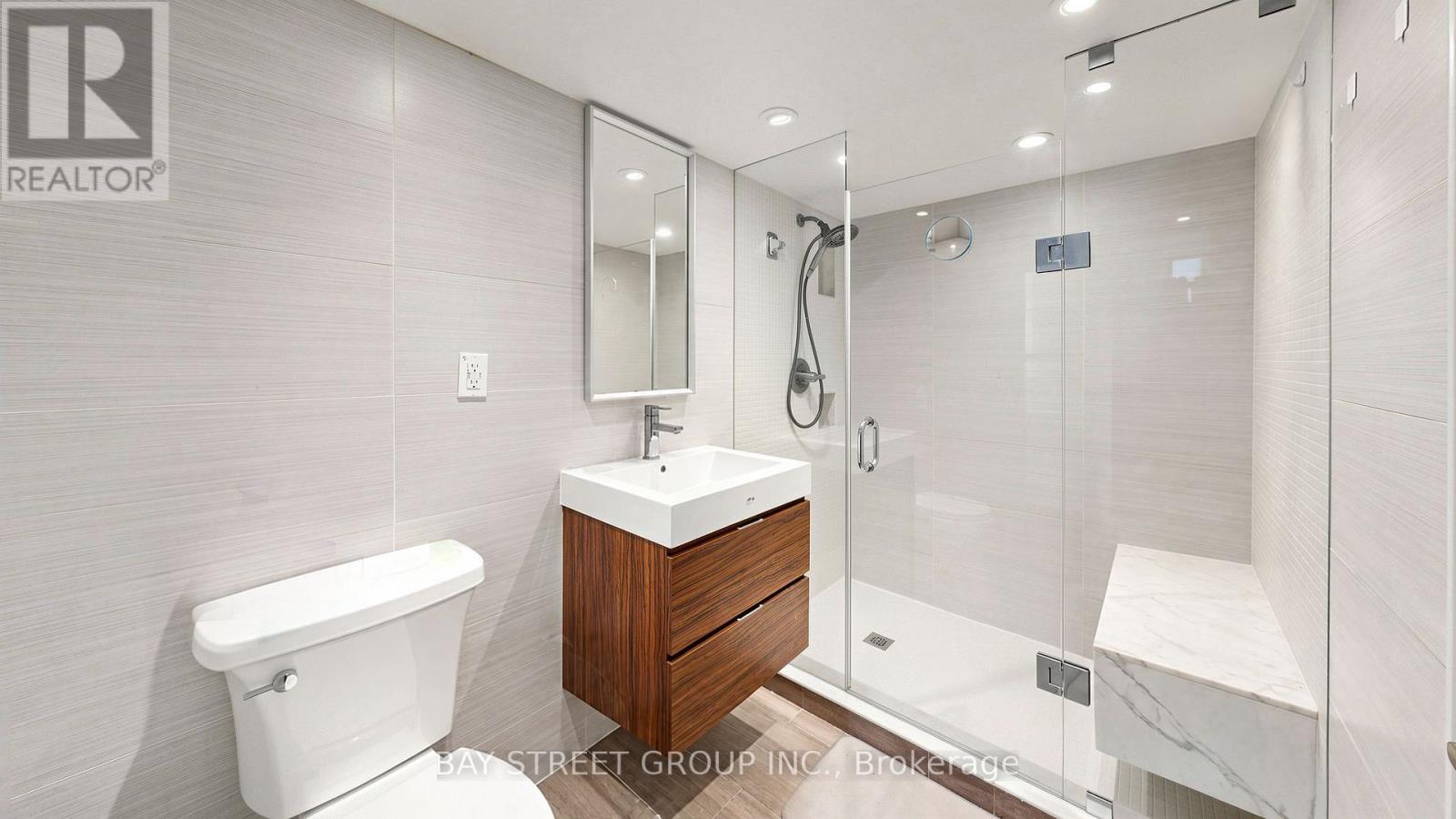104 Mcnicoll Avenue — photo 35