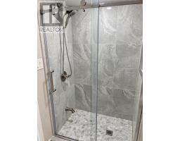 Bsmt - 19 Casabel Drive, Vaughan, ON L6A3M5 Photo 9
