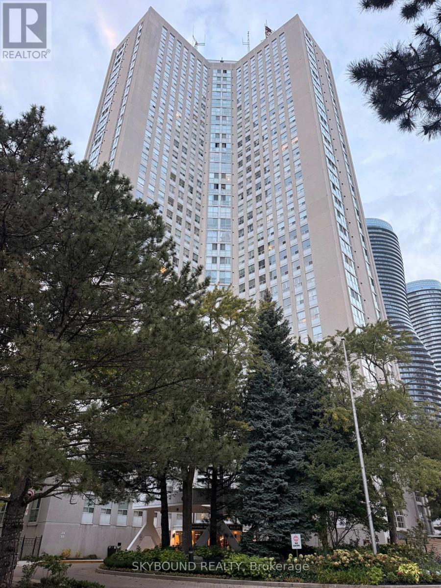 3106- 3650 Kaneff Crescent, Mississauga, ON photo 2