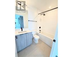 1011 - 2495 Eglinton Avenue W, Mississauga, ON L5M2T2 Photo 11