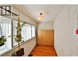 1615 5 Avenue N - photo 4