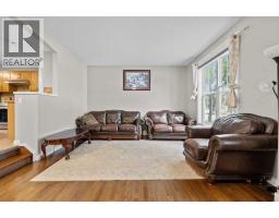 303 Saddlebrook Way NE - photo 2