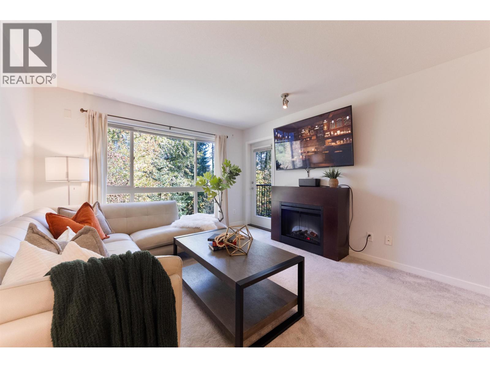 204 11667 HANEY BYPASS, Maple Ridge British Columbia