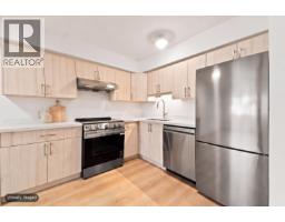 301 2928 Commercial Drive, Vancouver, BC V5N4C9 Photo 7