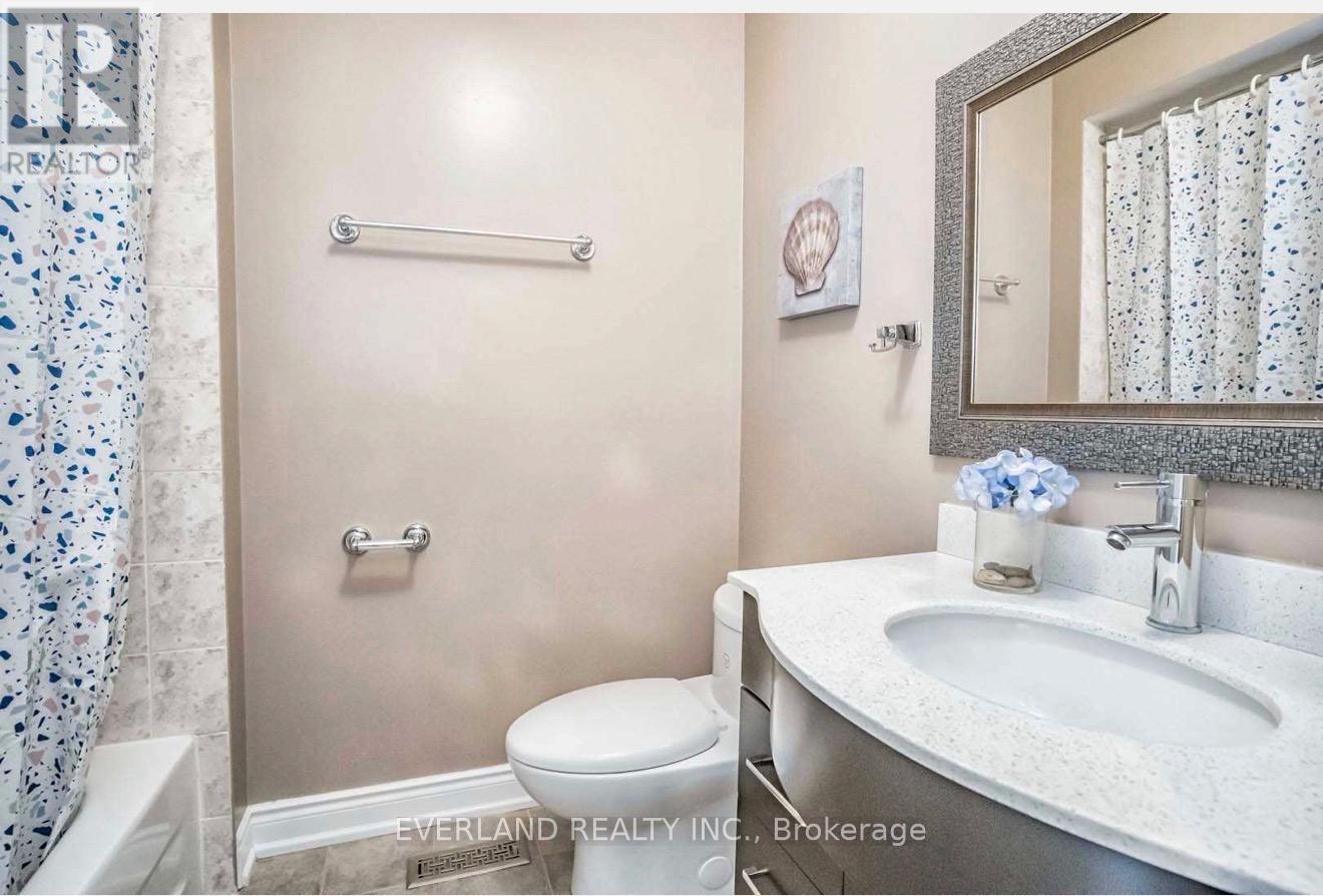 249 Yellowood Circle, Vaughan, ON photo 13