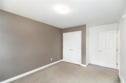 478 Rosewood Drive, Steinbach, MB R5G0H4 Photo 13