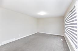 Living room - 478 Rosewood Drive, Steinbach, MB R5G0H4 Photo 9
