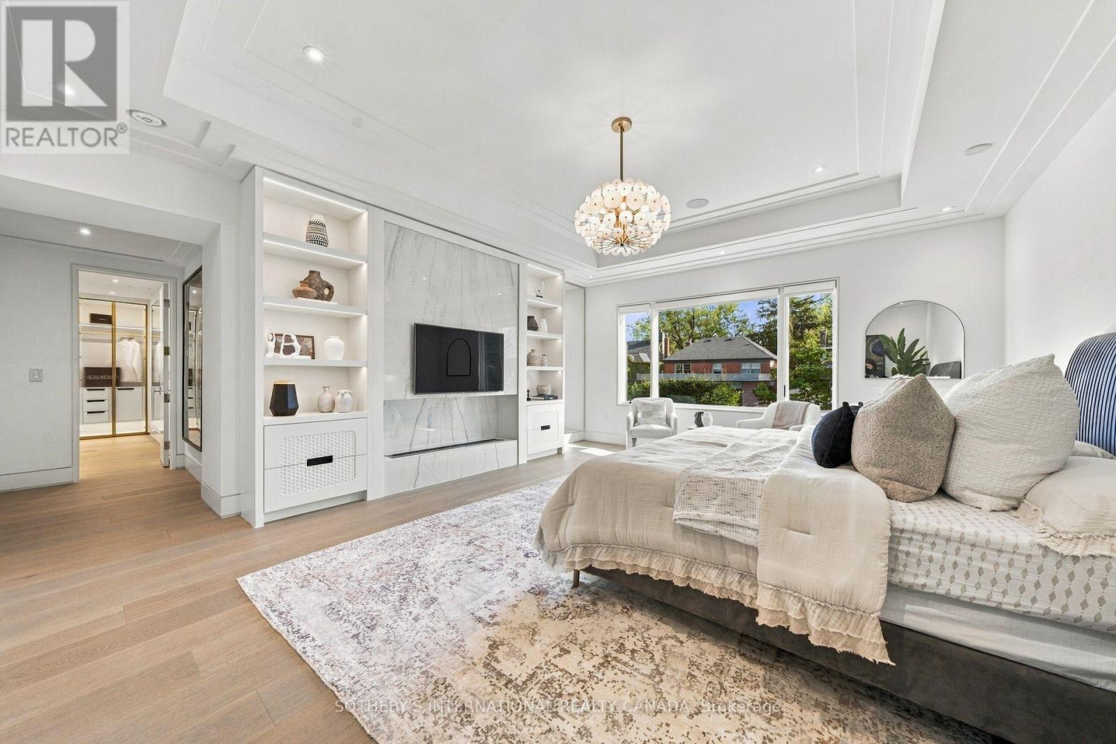 335 Lytton Boulevard, Toronto, ON photo 22