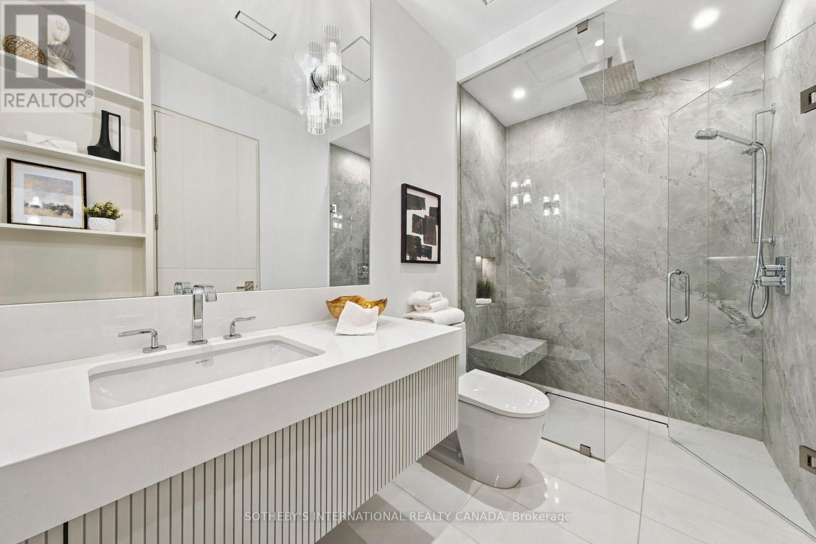 335 Lytton Boulevard, Toronto, ON photo 26
