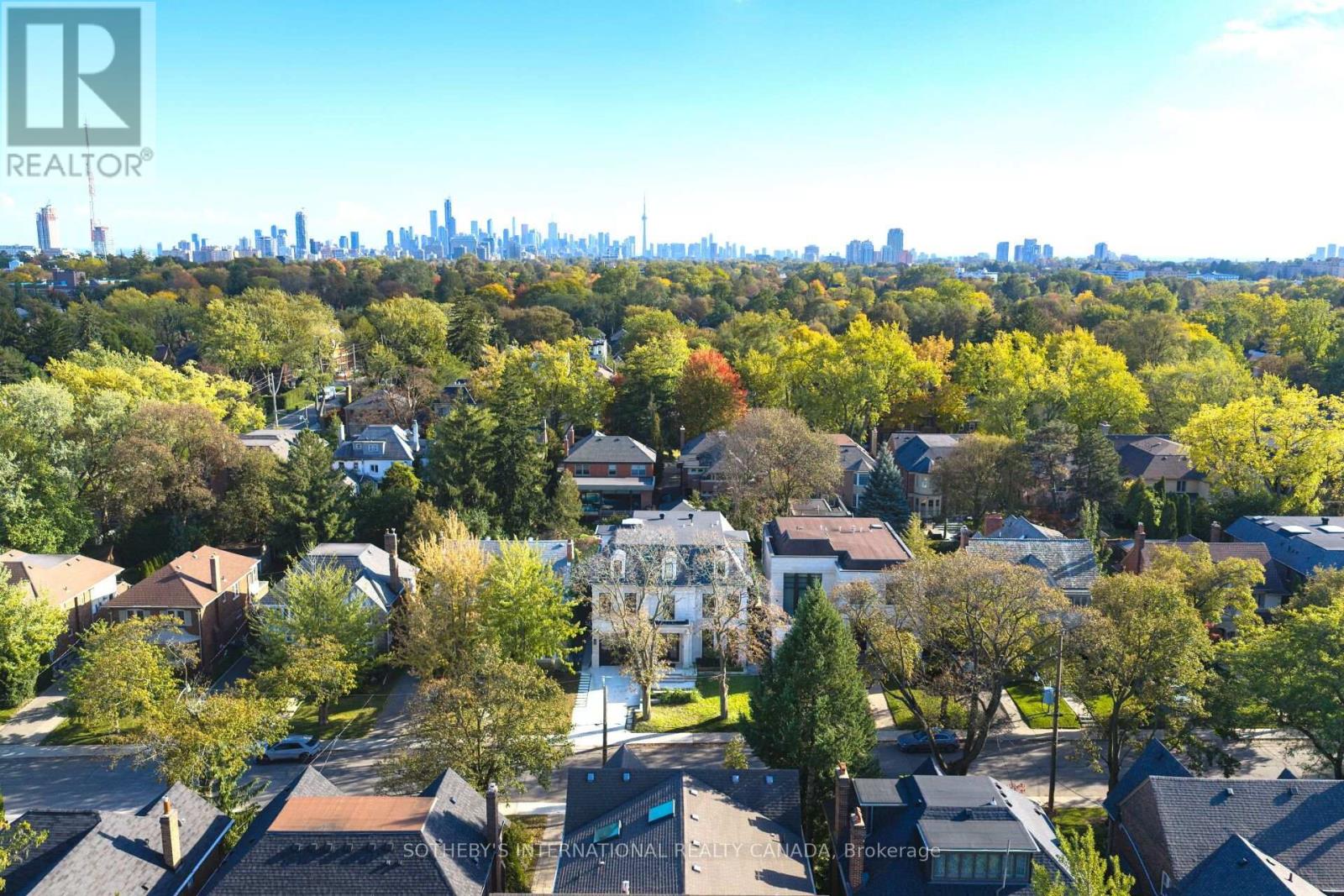 335 Lytton Boulevard, Toronto, ON photo 4