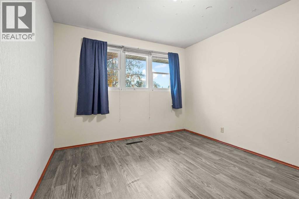 239 4 Avenue SE - 11