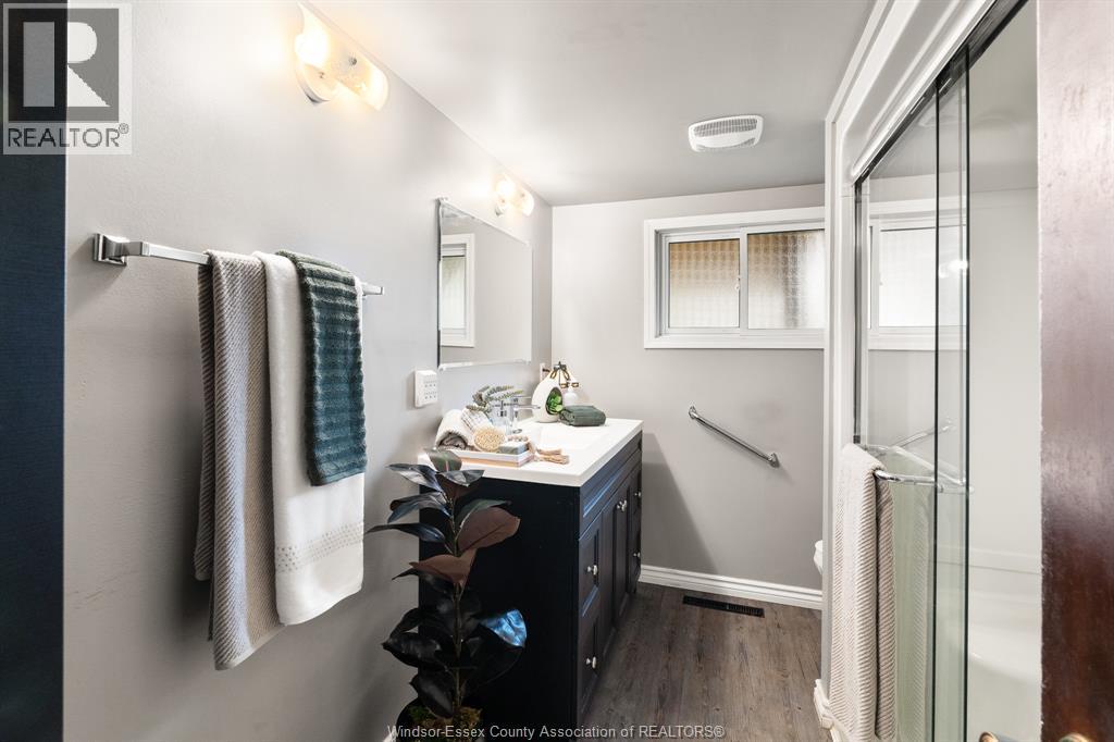 6504 ABBOTT AVENUE - 23