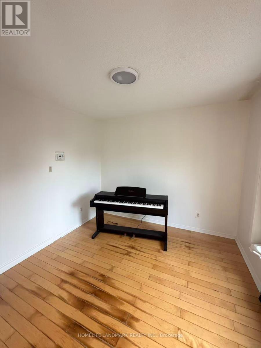 8 FULLERTON CRESCENT, Markham (Milliken Mills West) — photo 7