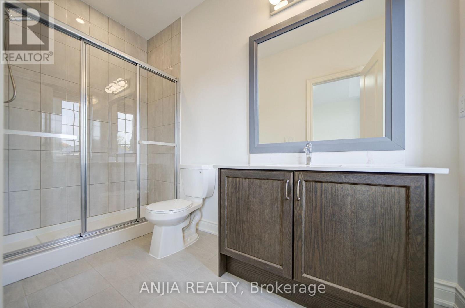 57 Betty May Crescent, East Gwillimbury, ON photo 34