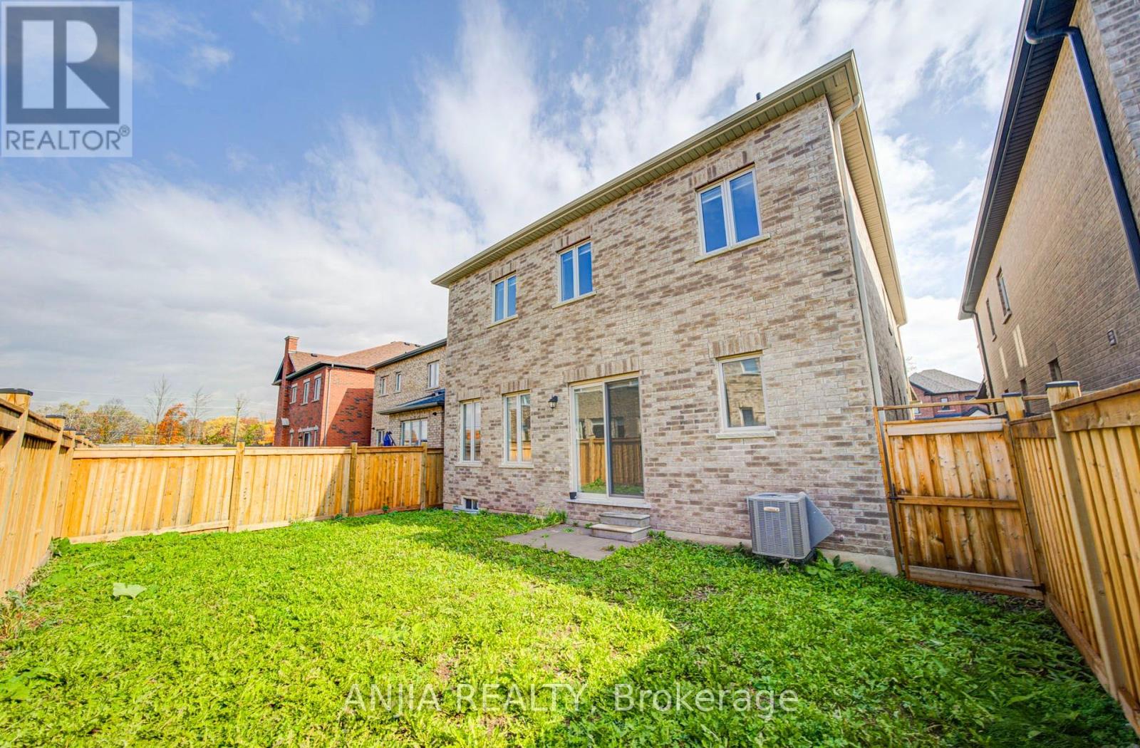 57 Betty May Crescent, East Gwillimbury, ON photo 50