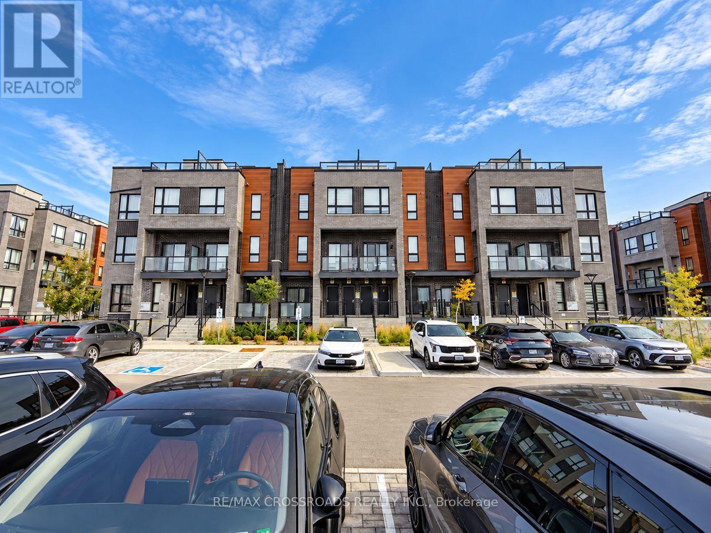 8 - 11 LYTHAM GREEN CIRCLE, Newmarket (Glenway Estates)