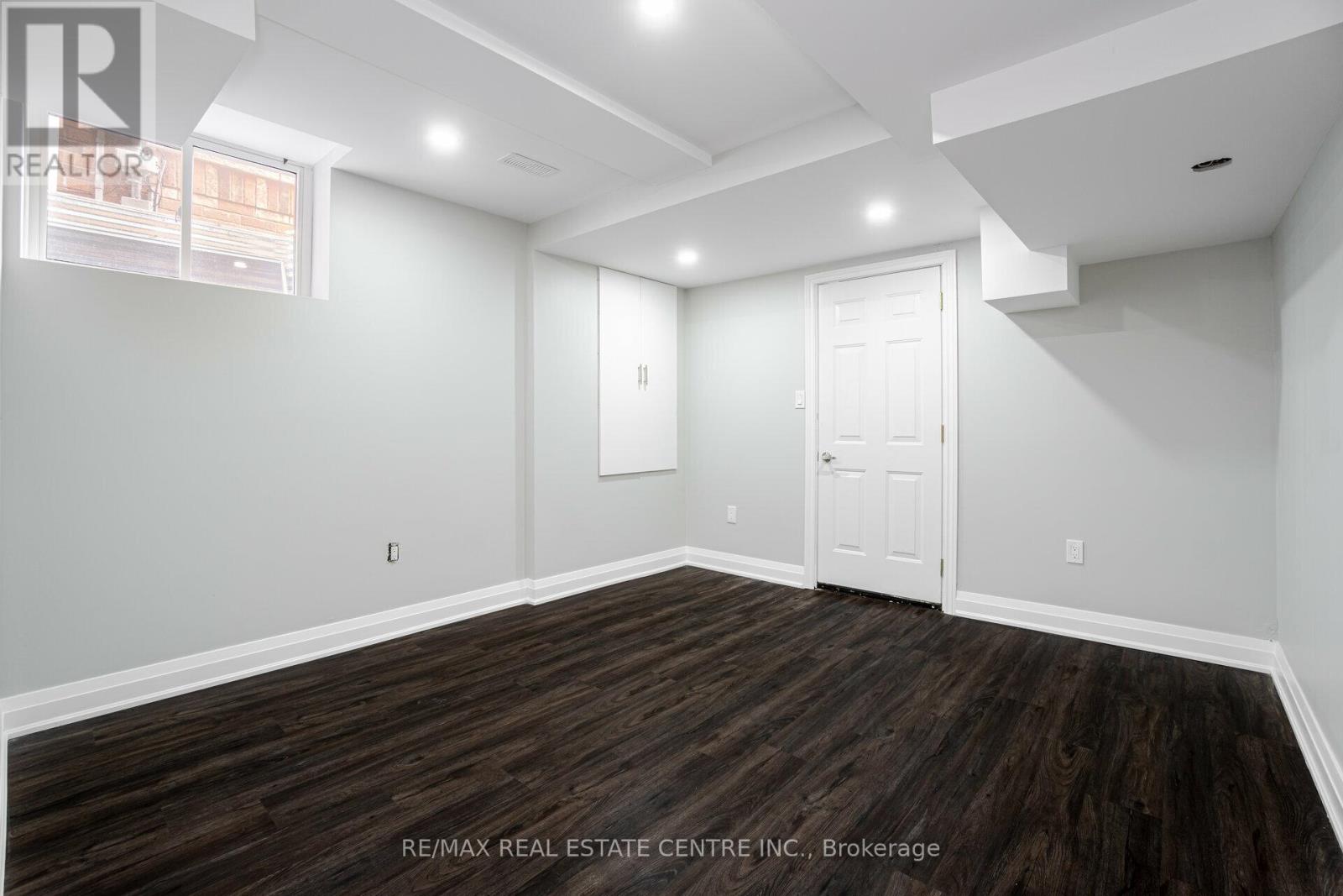 268 Giddings Crescent — photo 13