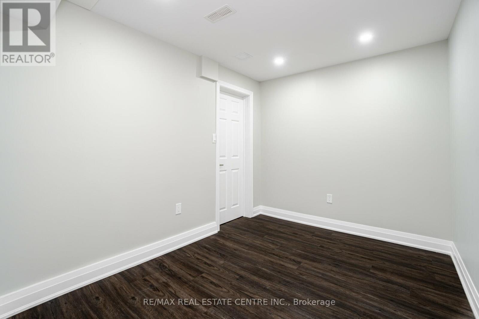 268 Giddings Crescent — photo 15