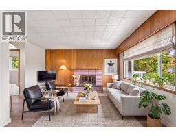 Living room - 1623 Extension Rd, Nanaimo, BC V9X1A6 Photo 7